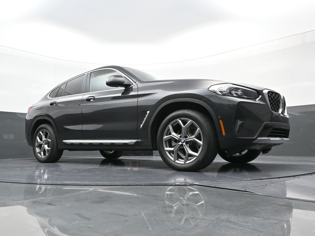 2024 BMW X4 xDrive30i