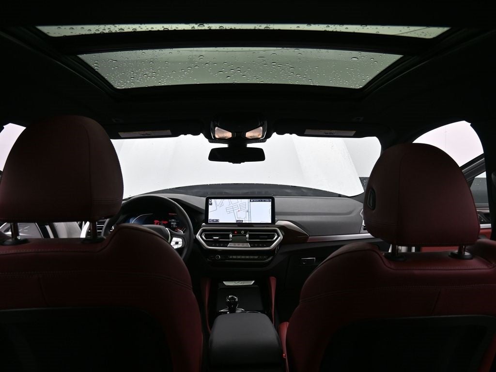 2025 BMW X4 xDrive30i