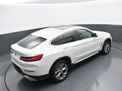 2025 BMW X4 xDrive30i