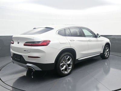 2025 BMW X4 xDrive30i