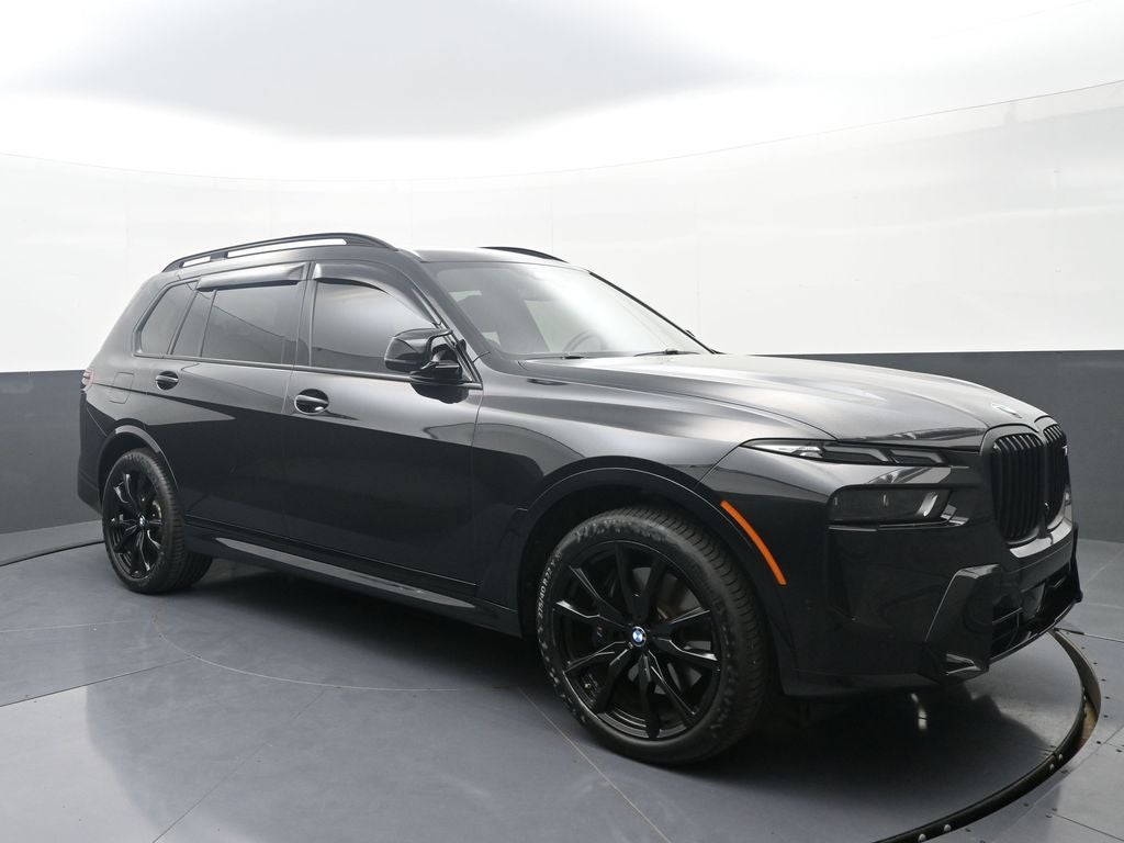 2025 BMW X7 M60i