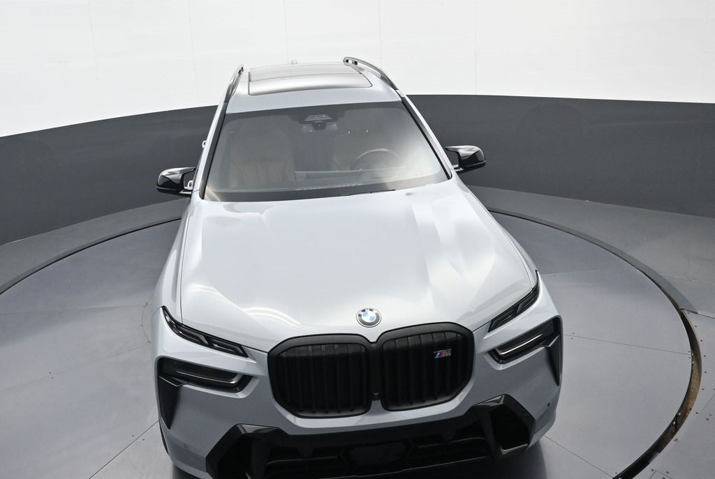 2023 BMW X7 M60i