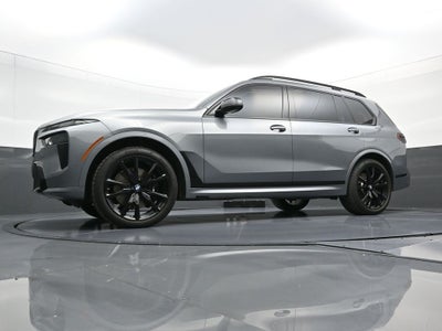 2025 BMW X7 M60i