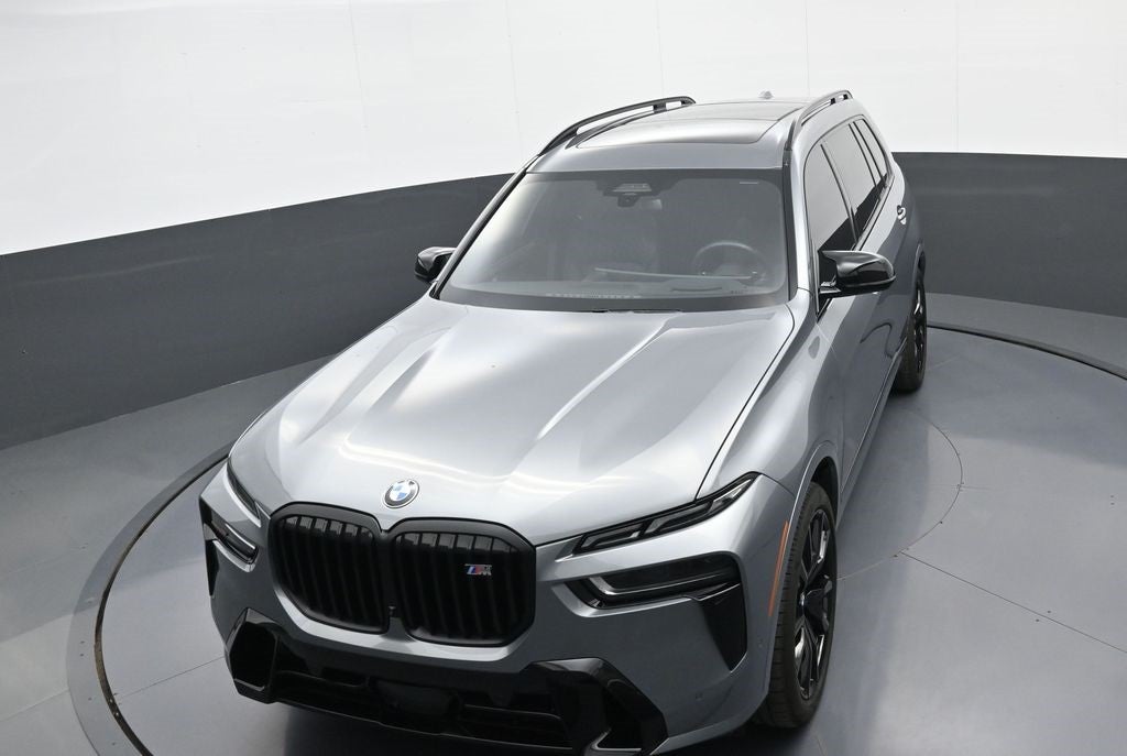 2025 BMW X7 M60i