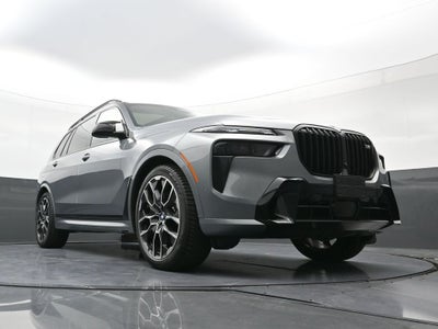 2025 BMW X7 M60i