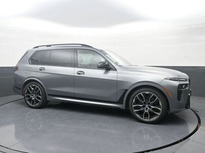 2025 BMW X7 M60i