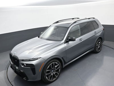 2025 BMW X7 M60i