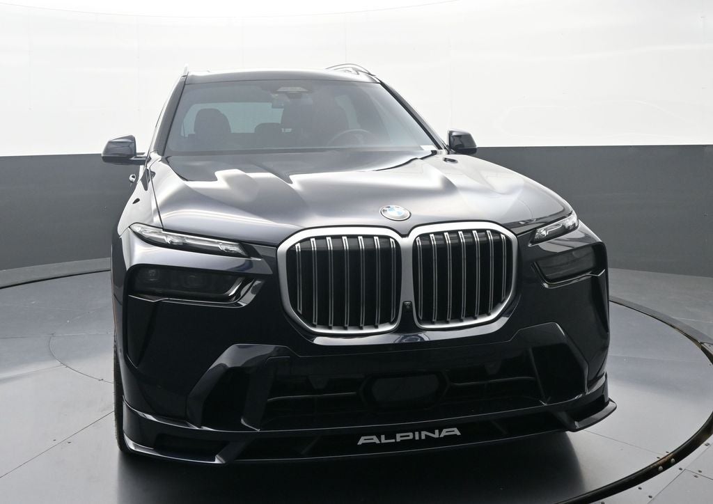2025 BMW X7 ALPINA XB7