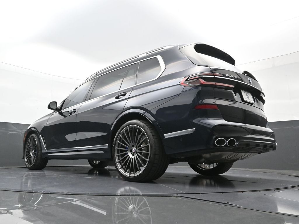 2025 BMW X7 ALPINA XB7