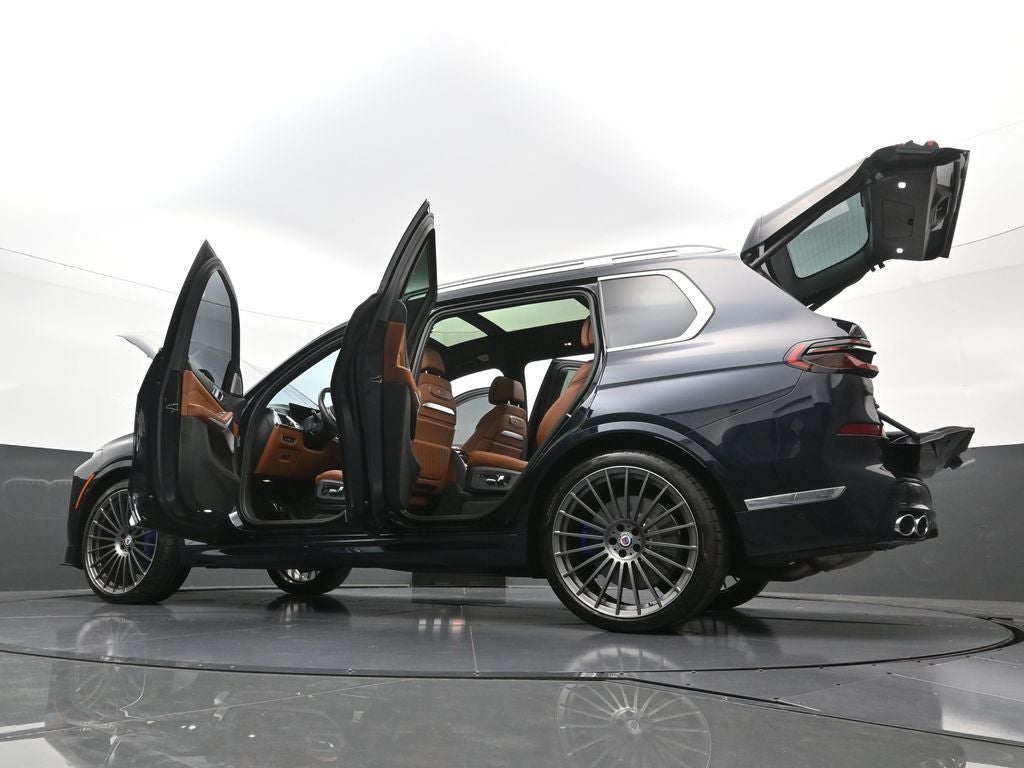 2025 BMW X7 ALPINA XB7