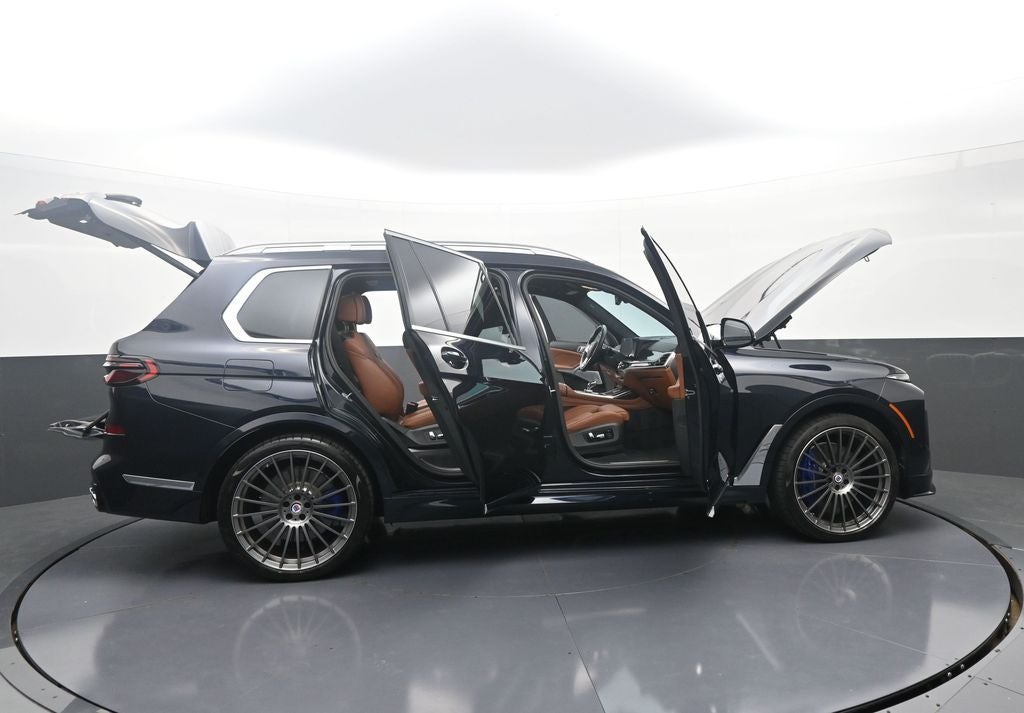 2025 BMW X7 ALPINA XB7
