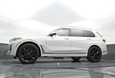 2022 BMW X7 xDrive40i