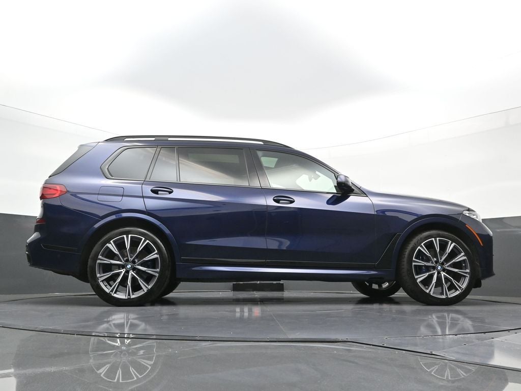 2022 BMW X7 Base