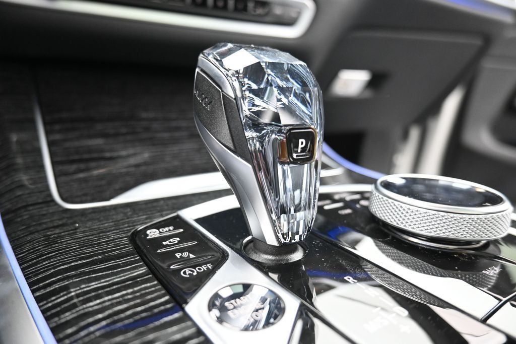 2022 BMW X7 M50i