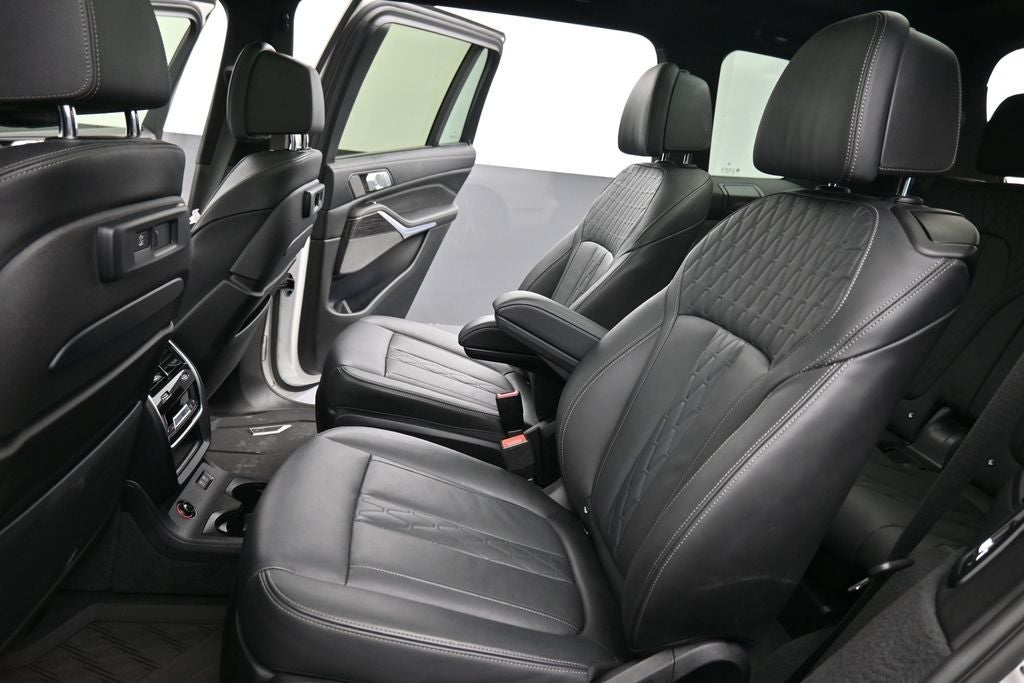2022 BMW X7 M50i