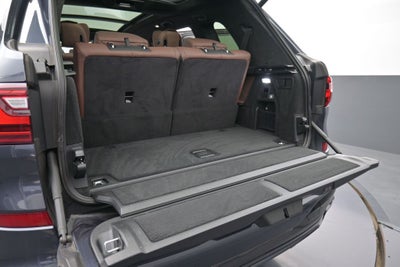 2022 BMW X7 M50i