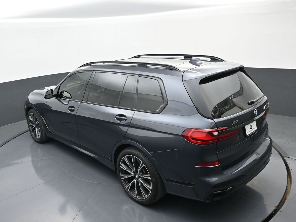 2022 BMW X7 M50i