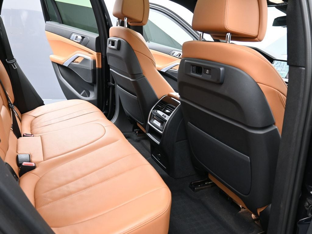 2022 BMW X6 xDrive40i