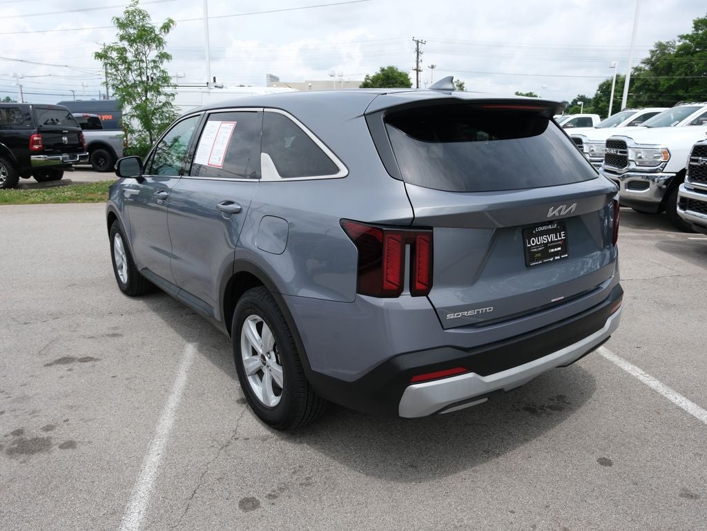 2025 Kia Sorento LX