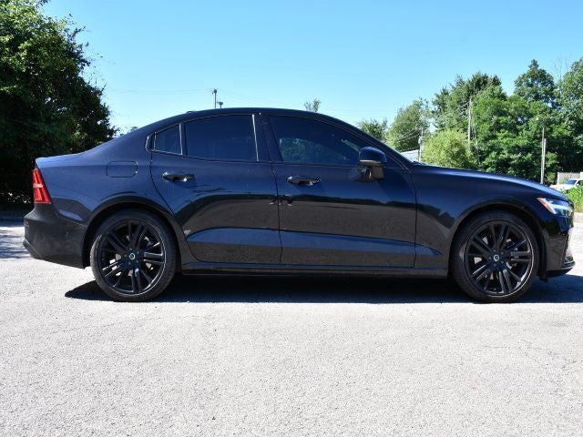 2024 Volvo S60 B5 Plus Black Edition