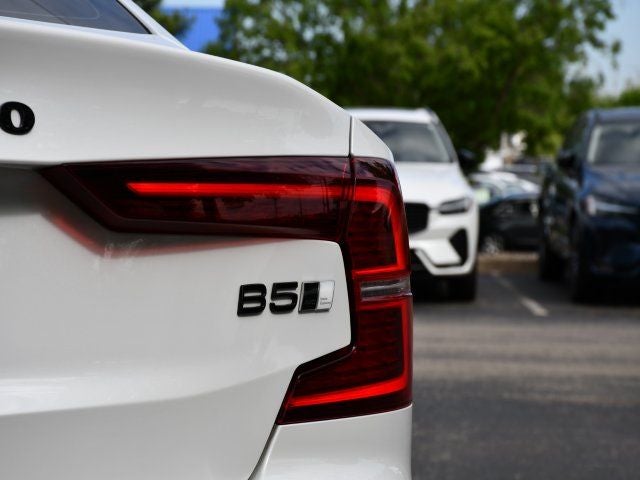 2023 Volvo S60 B5 Plus Black Edition
