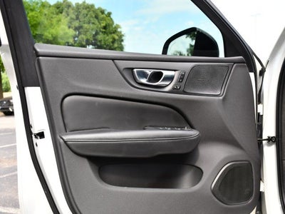 2023 Volvo S60 B5 Plus Black Edition
