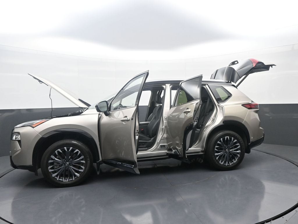 2025 Nissan Rogue Platinum