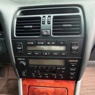 1997 Lexus LS 400