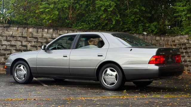 1997 Lexus LS 400