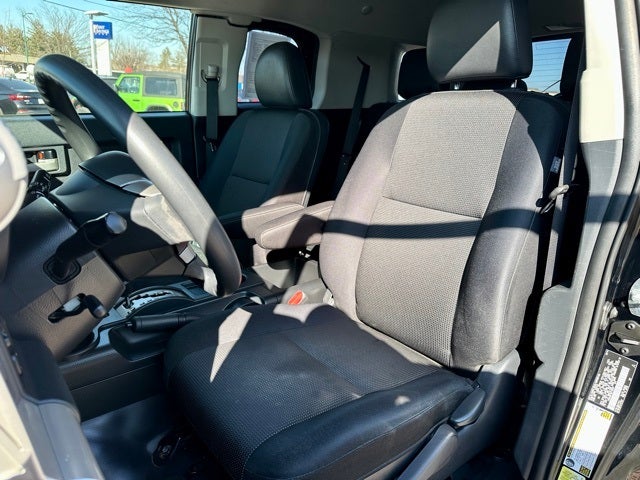 2014 Toyota FJ Cruiser Base