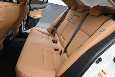 2016 Lexus IS 300