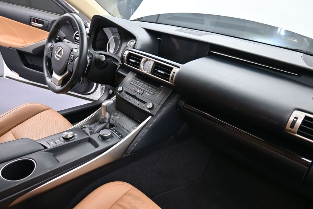2016 Lexus IS 300