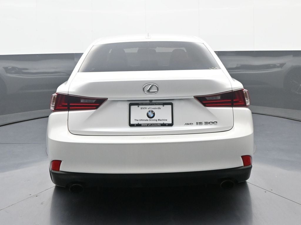2016 Lexus IS 300