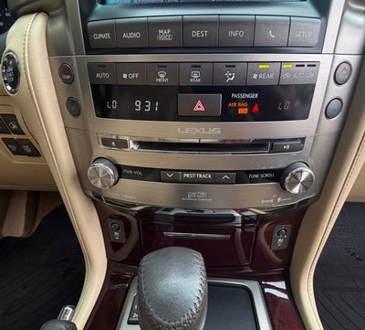2015 Lexus LX 570