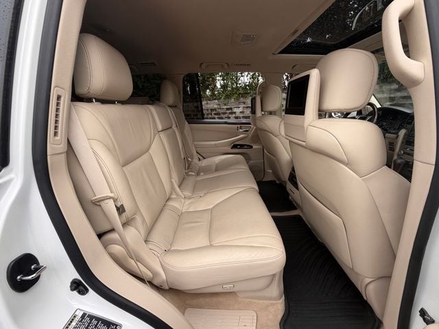 2015 Lexus LX 570