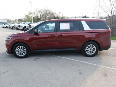 2024 Kia Carnival LX
