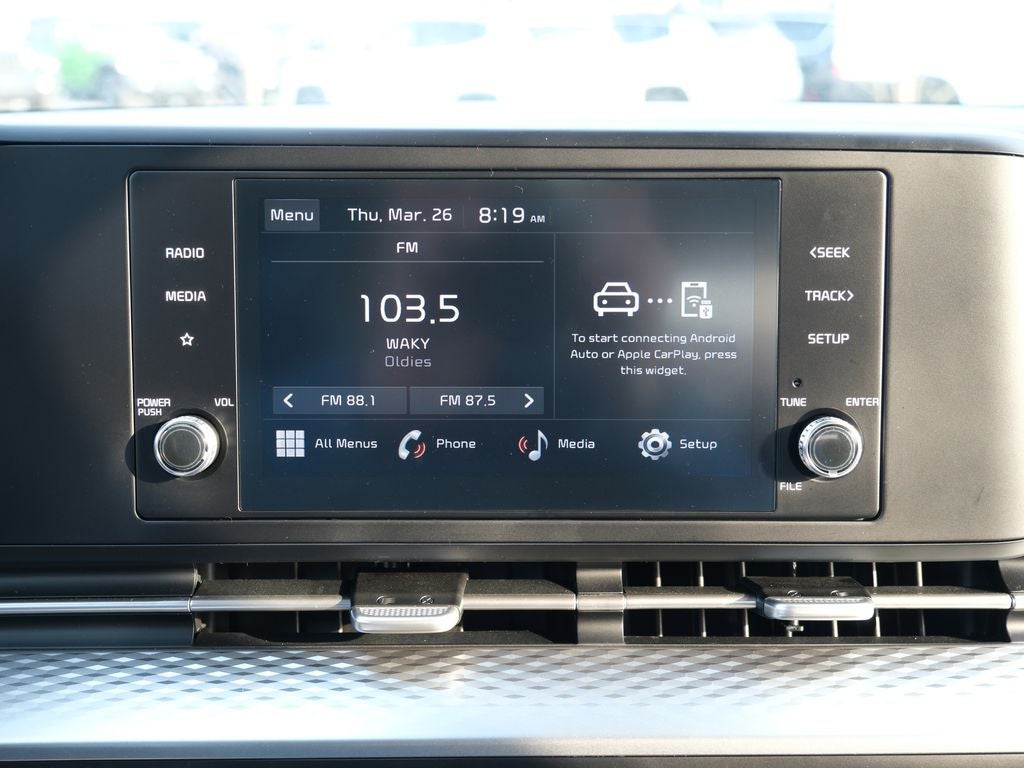 2024 Kia Carnival LX