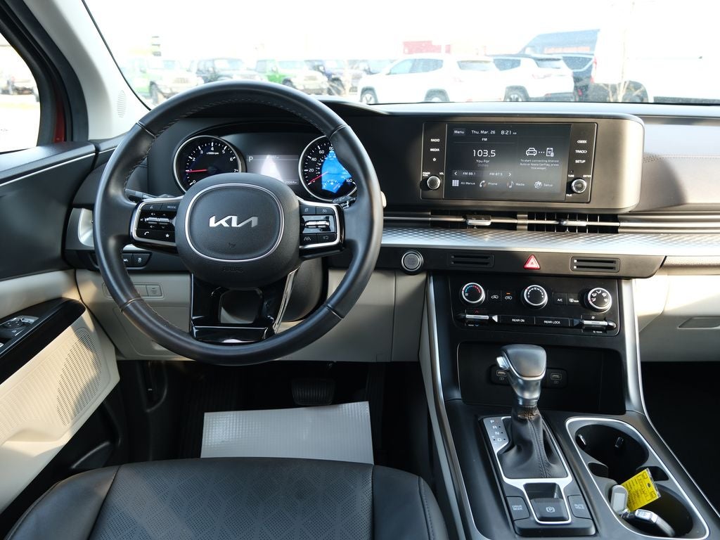 2024 Kia Carnival LX