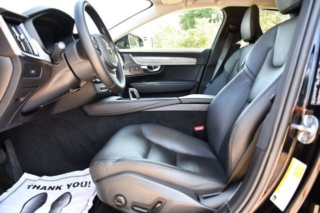 2023 Volvo S90 B6 Plus