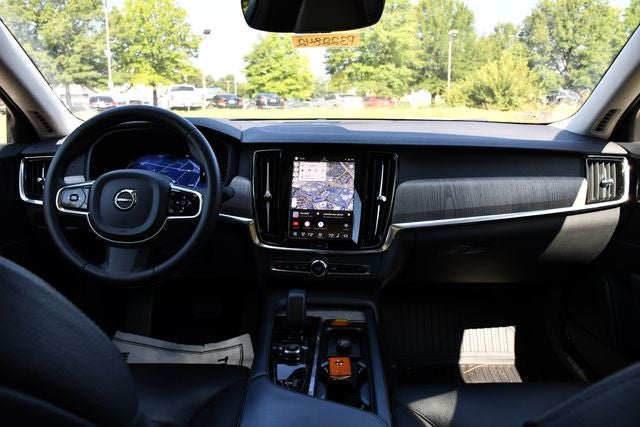 2023 Volvo S90 B6 Plus