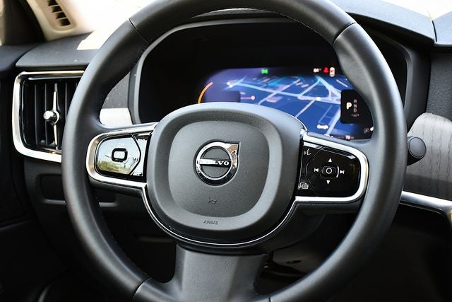 2023 Volvo S90 B6 Plus