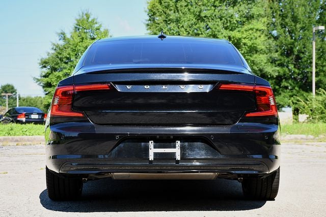 2023 Volvo S90 B6 Plus