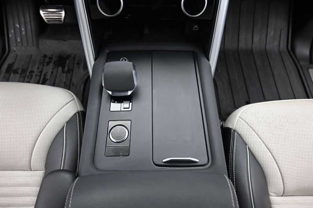 2023 Land Rover Discovery HSE R-Dynamic