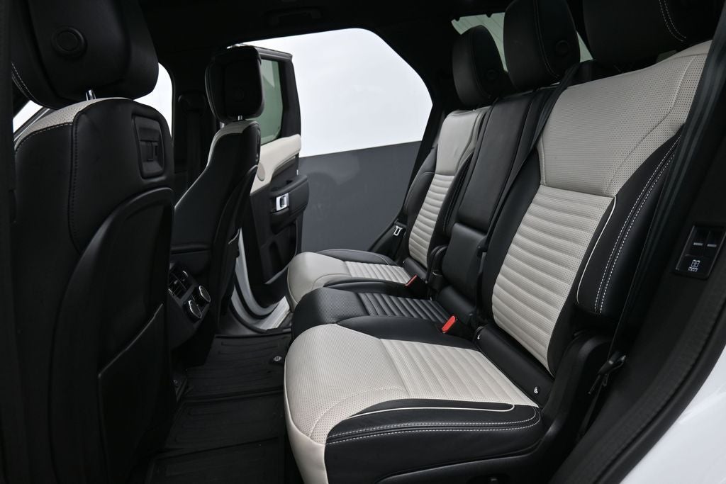 2023 Land Rover Discovery HSE R-Dynamic