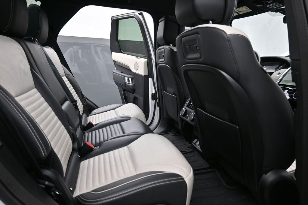 2023 Land Rover Discovery HSE R-Dynamic