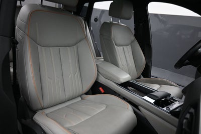 2024 Audi Q8 e-tron Prestige