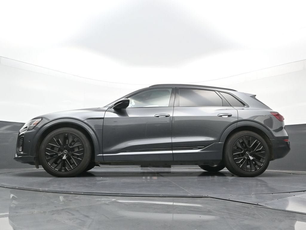 2024 Audi Q8 e-tron Prestige