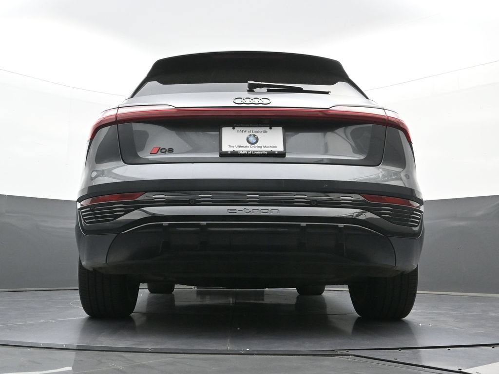 2024 Audi Q8 e-tron Prestige