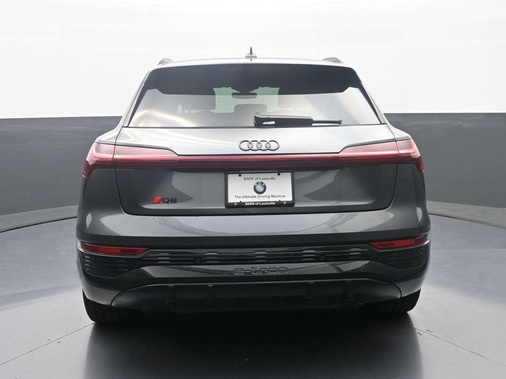 2024 Audi Q8 e-tron Prestige