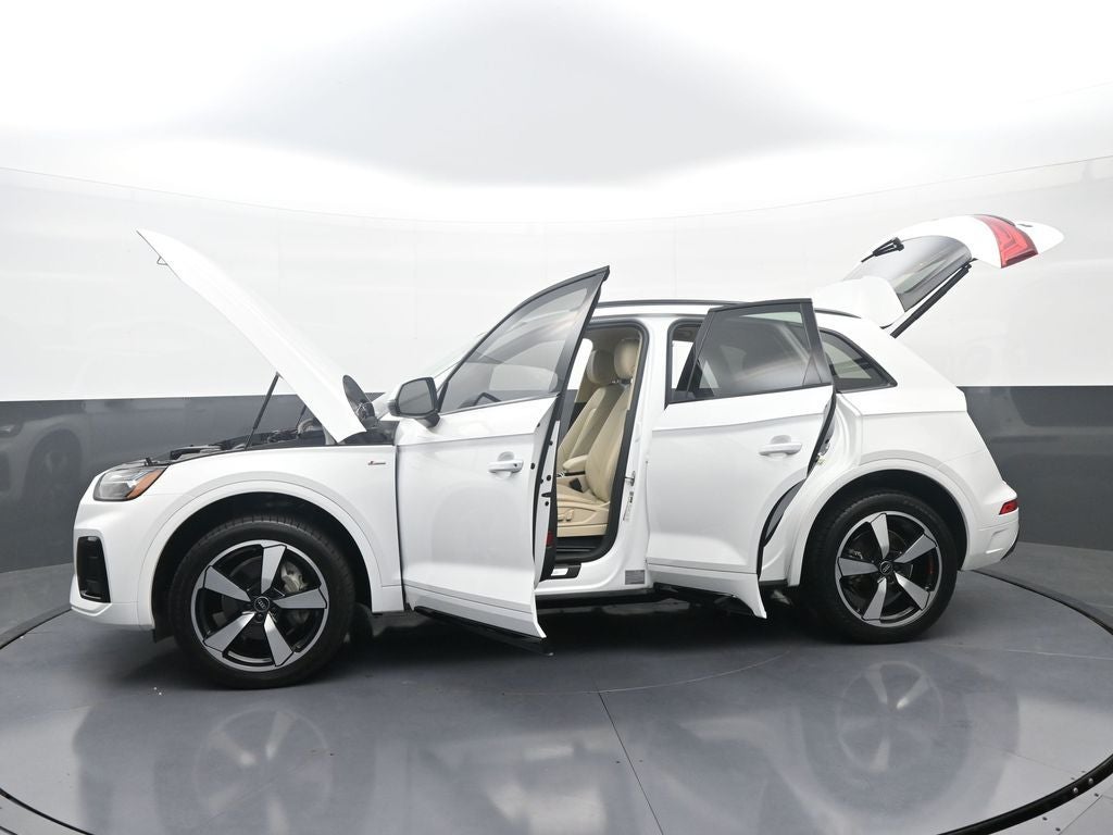 2022 Audi Q5 S line Premium Plus